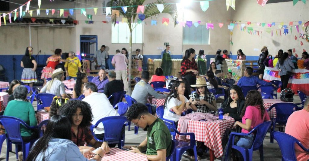 Festa na Roça da ETEIT arrecada doações para a Casa de Recuperação Dona Zulmira 2 2ª Festa na Roça da ETEIT